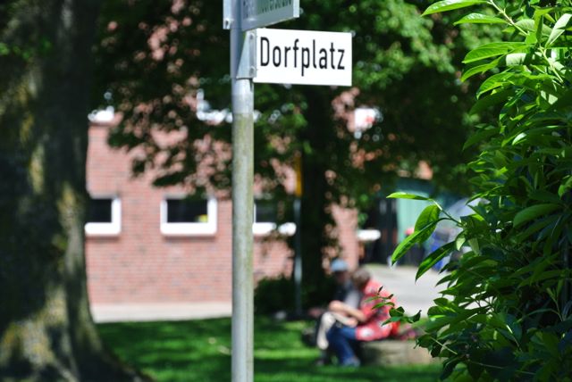 Dorfplatz, Bimöhlen