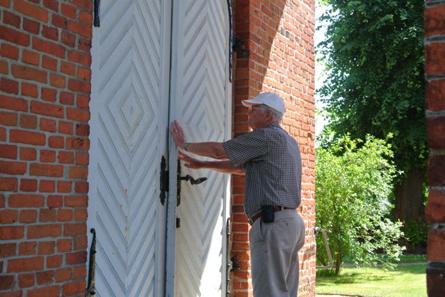 The door of the church, Großenaspe